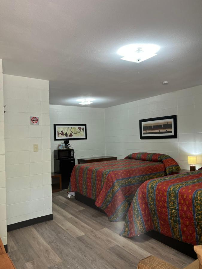 Driftwood Inn And Lodge By The Lake Zwolle Luaran gambar